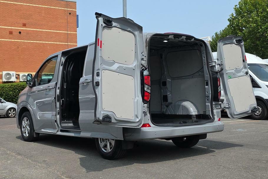 Ford Transit Custom 300 Limited L1 Swb Fwd 2.0 Ecoblue 136Ps Low Roof Grey #6
