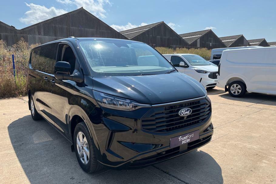 Ford Transit Custom 320 Limited L2 Lwb Double Cab Fwd 2.0 Ecoblue 136P YM75CBO Black