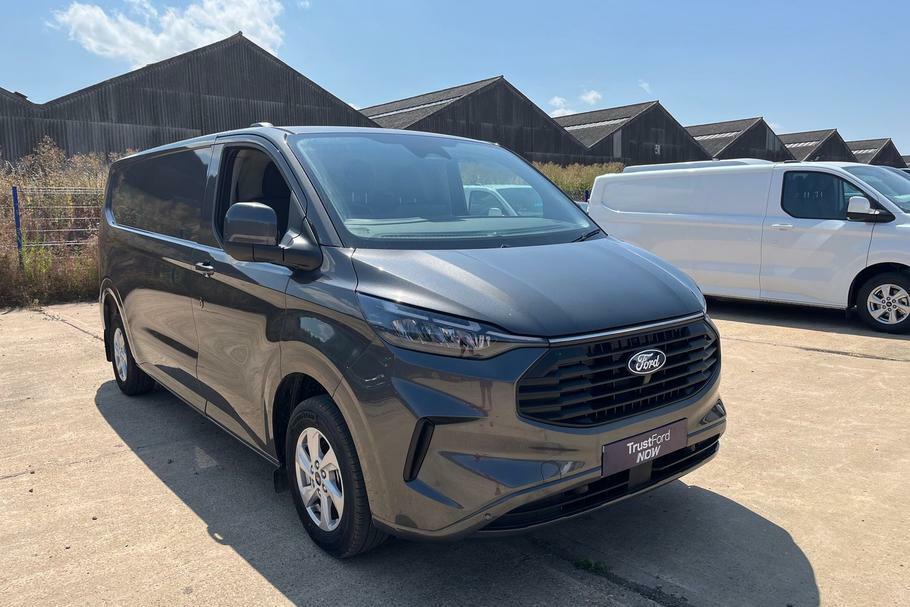Ford Transit Custom 300 Limited L2 Lwb Fwd 2.0 Ecoblue 170Ps Low