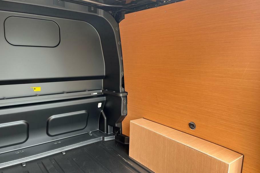 Ford Transit Custom 320 Limited L2 Lwb Double Cab In Van Fwd 2.0 Ecobl YM75BZS #4