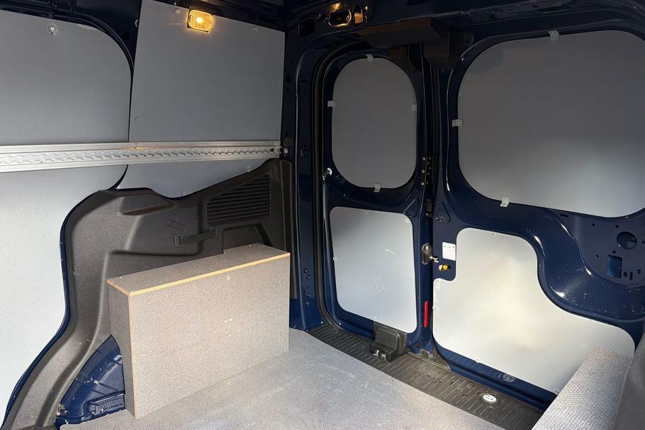 Ford Transit Courier Trend 1.5 Tdci 75Ps 6 Speed Blue #4
