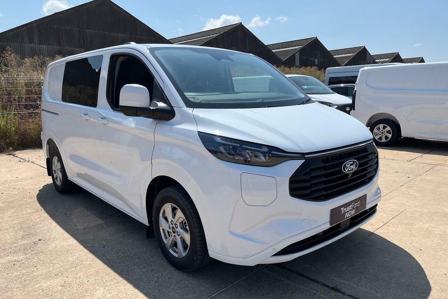 Ford Transit Custom 320 Limited L1 Swb Double Cab In Van Fwd 2.5 White