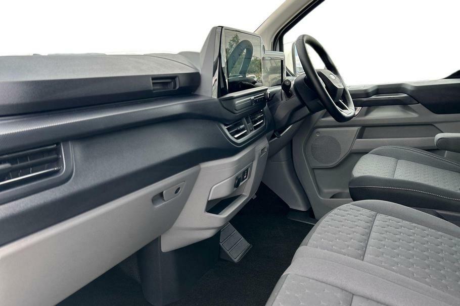 Ford Transit Custom 320 Limited L1 Swb Double Cab In Van Fwd 2.5 White #3