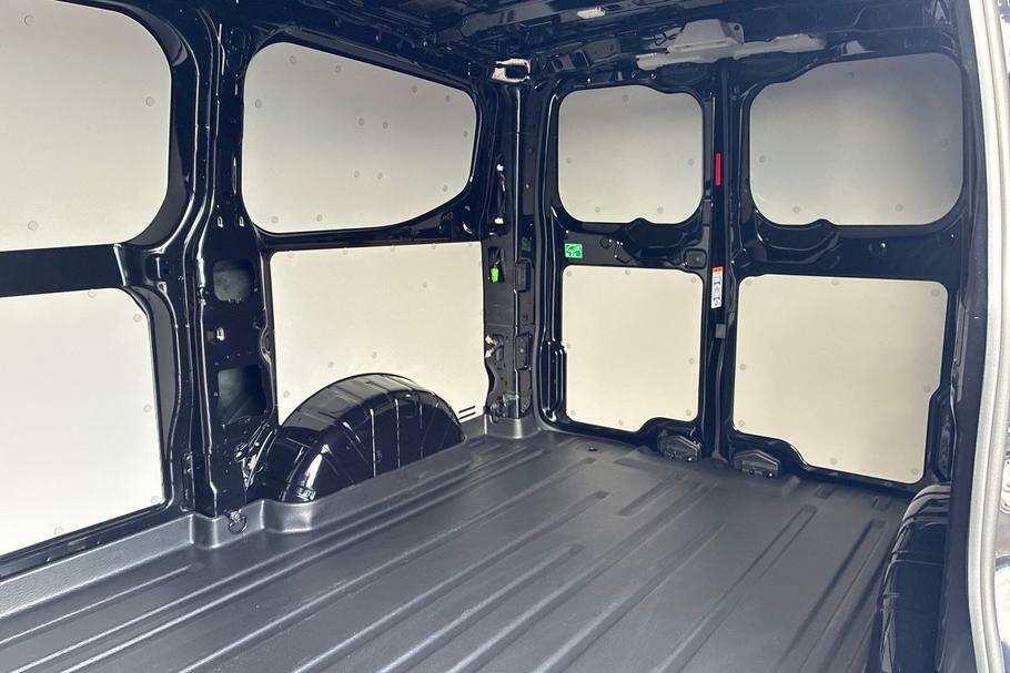 Ford Transit Custom 280 Limited L1 Swb Fwd 2.0 Ecoblue 136Ps Low Roof Black #4
