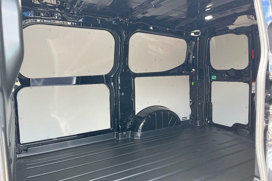 Ford Transit Custom 320 Limited L1 Swb 2.0L Ecoblue 136Ps Low Roof KMZ9873 Black #4