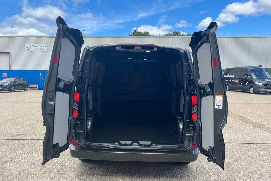 Ford Transit Custom 320 Limited L1 Swb 2.0 Ecoblue136ps Low Roof Grey #6