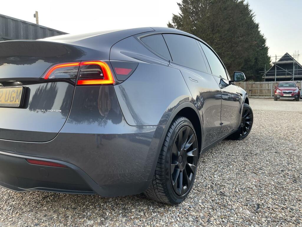Tesla Model Y Long Range Grey #2