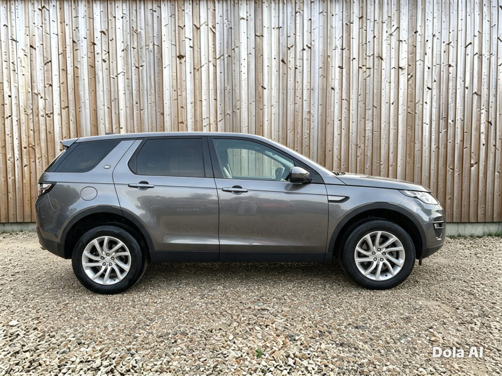 Land Rover Discovery Sport Se Tech Grey #3