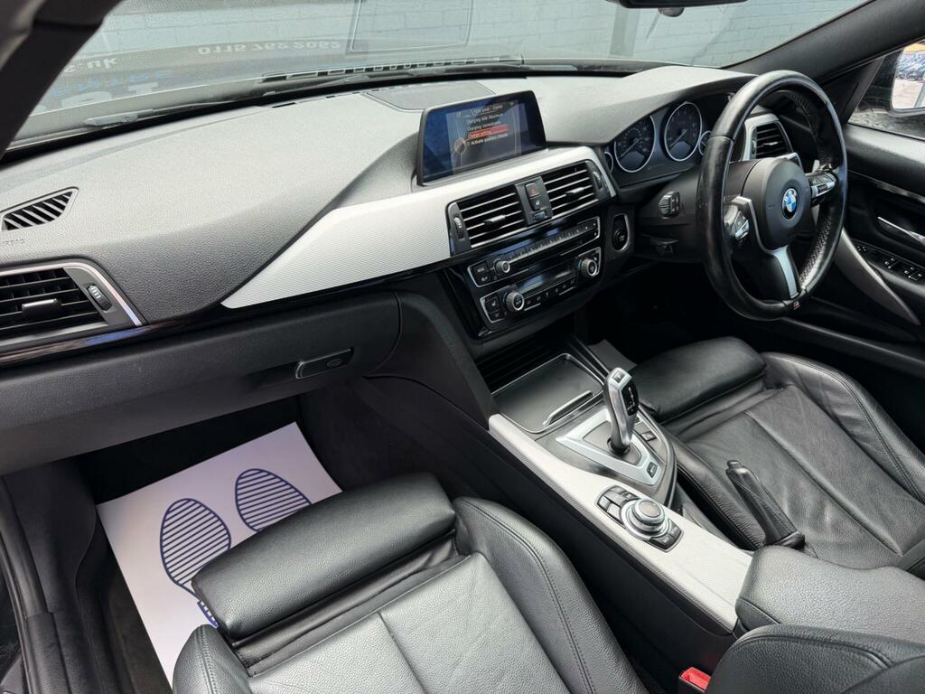 BMW 3 Series M Sport Black #2