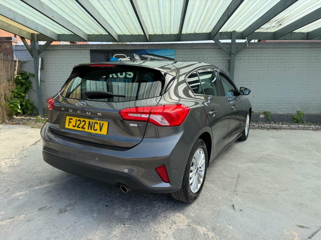 Ford Focus Titanium Edition Grey #3