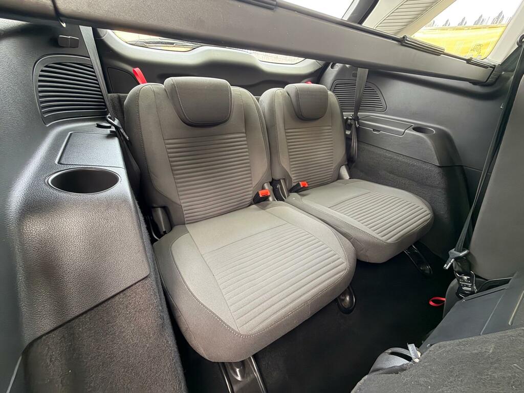 Ford Grand C-Max Grand Zetec Blue #20