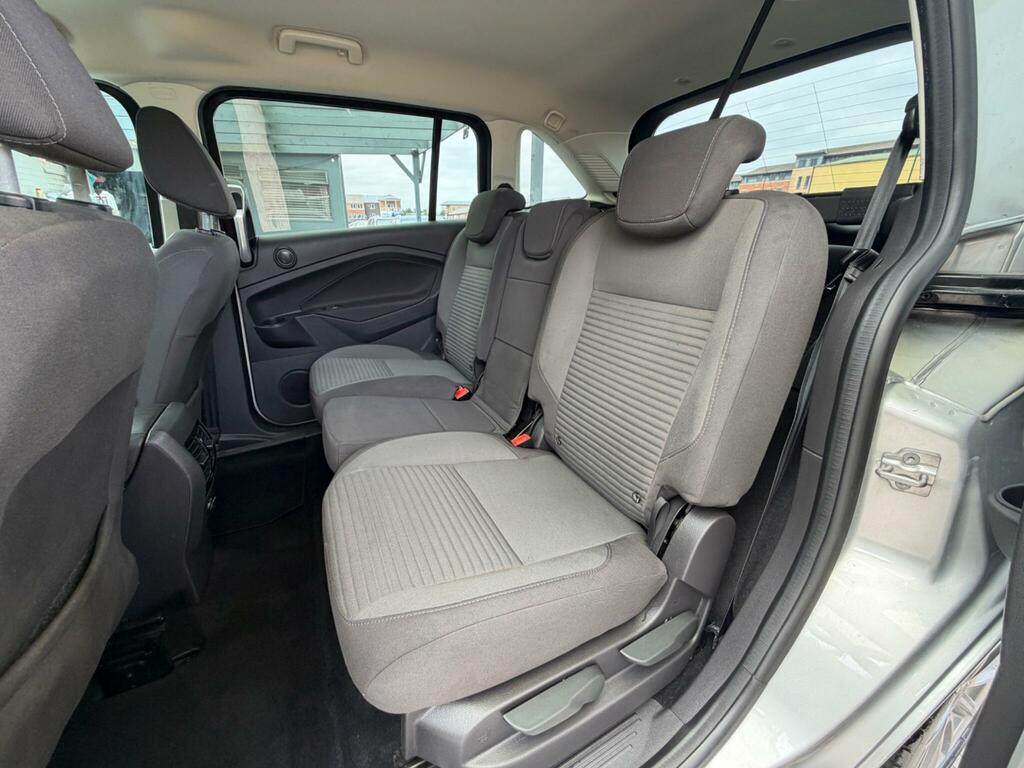 Ford Grand C-Max Grand Zetec Blue #22