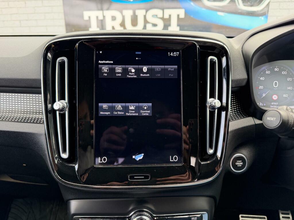 Volvo XC40 R-design, T3 Rear Park Assist, Rear Tin #25