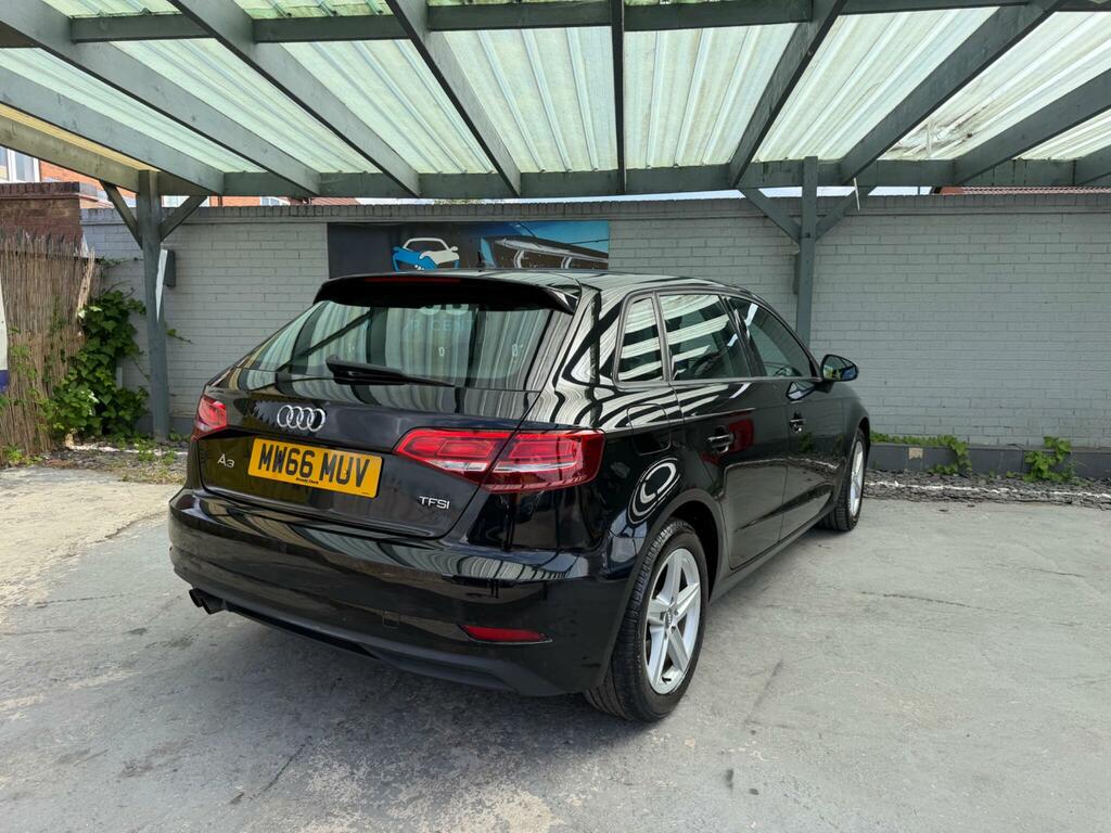 Audi A3 Se Black #3