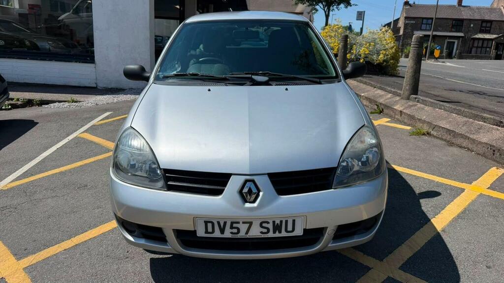 Renault Clio Silver #10