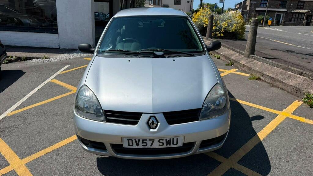 Renault Clio Silver #9