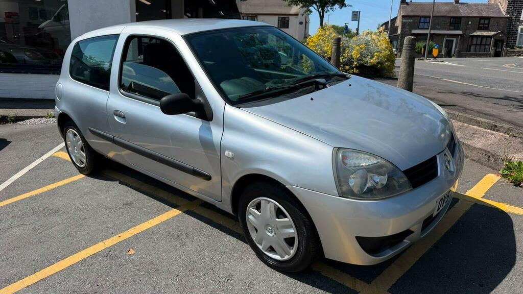 Renault Clio Silver #5