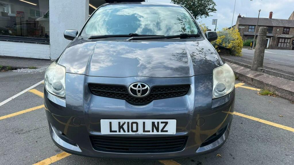 Toyota Auris 1.6 V-matic Tr Grey #2