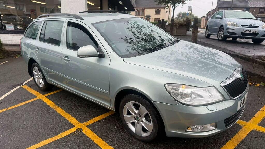 Skoda Octavia 1.8 Tsi Elegance Euro 5 Green #4
