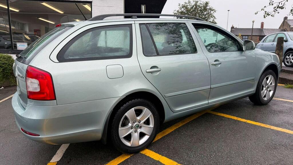 Skoda Octavia 1.6 Se Mpi Grey #13