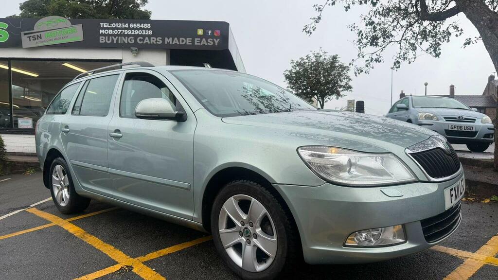 Skoda Octavia 1.6 Se Mpi Grey #7