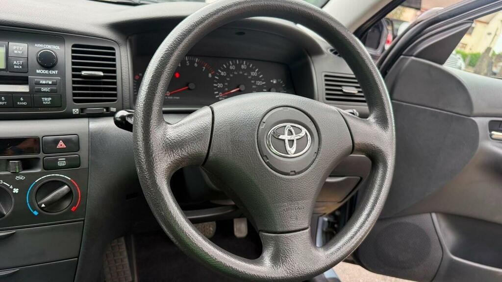 Toyota Corolla Vvti T3 Grey #28