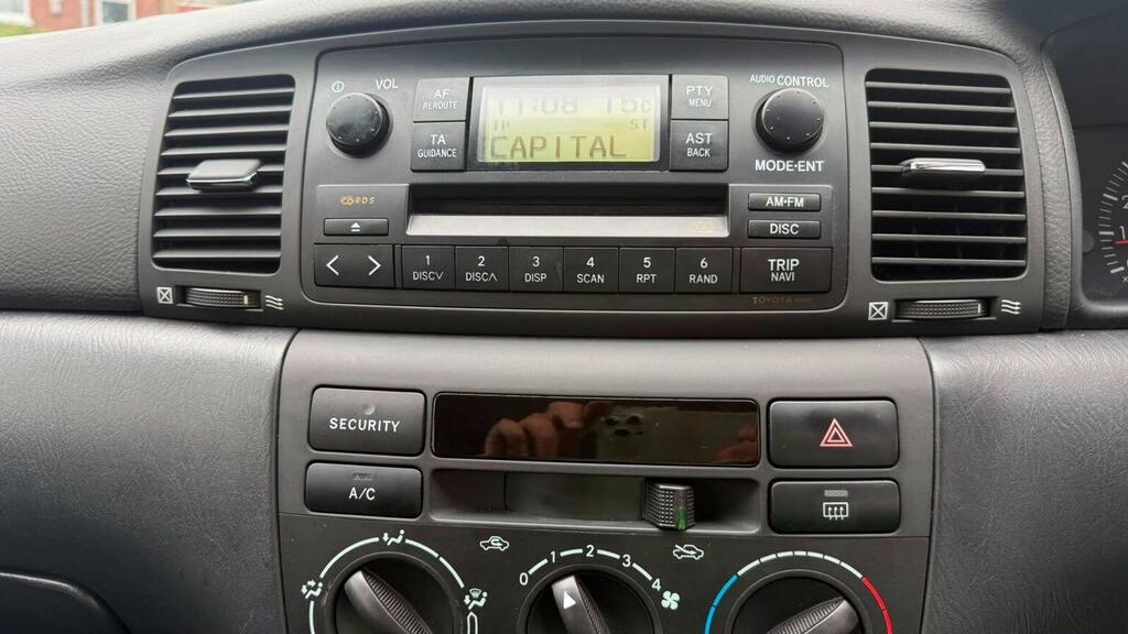 Toyota Corolla Vvti T3 Grey #31