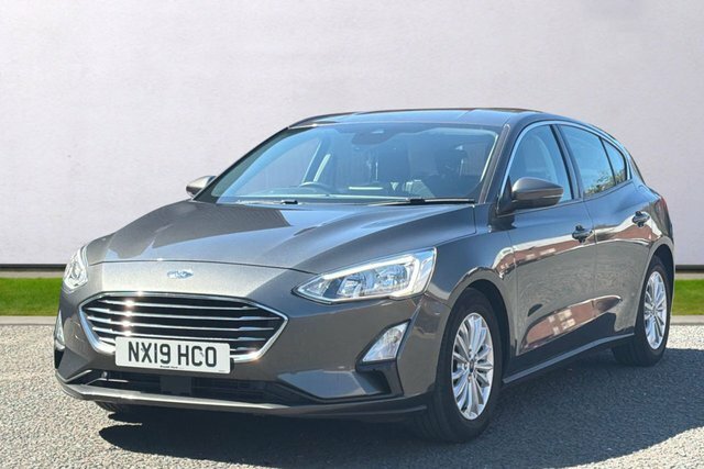 Ford Focus Ecoboost Titanium Hatchback Grey #3