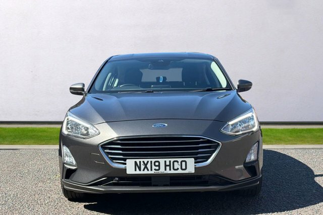 Ford Focus Ecoboost Titanium Hatchback Grey #2