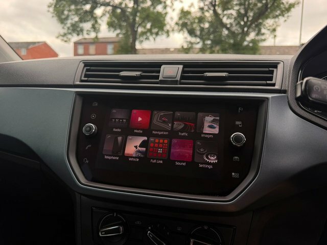 Seat Arona 1.0 Tsi Se Technology Dsg White #21