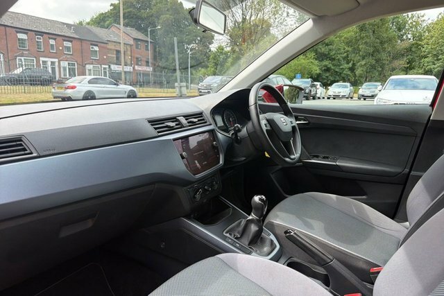 Seat Arona 1.0 Tsi Se Technology Dsg White #10