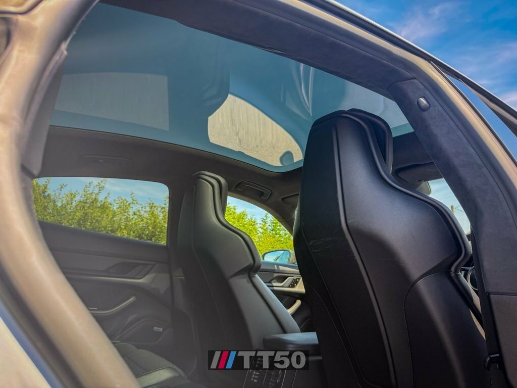 Porsche Taycan 350Kw 4 93Kwh 22Kw 5 Seat White #22