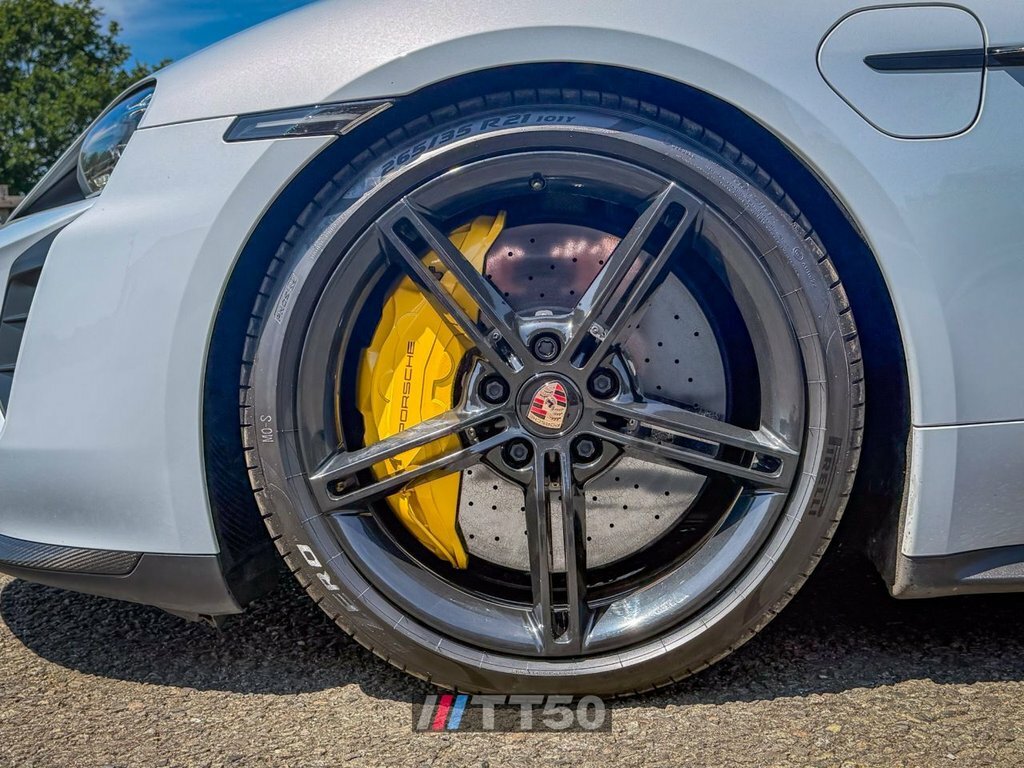 Porsche Taycan 350Kw 4 93Kwh 22Kw 5 Seat White #54