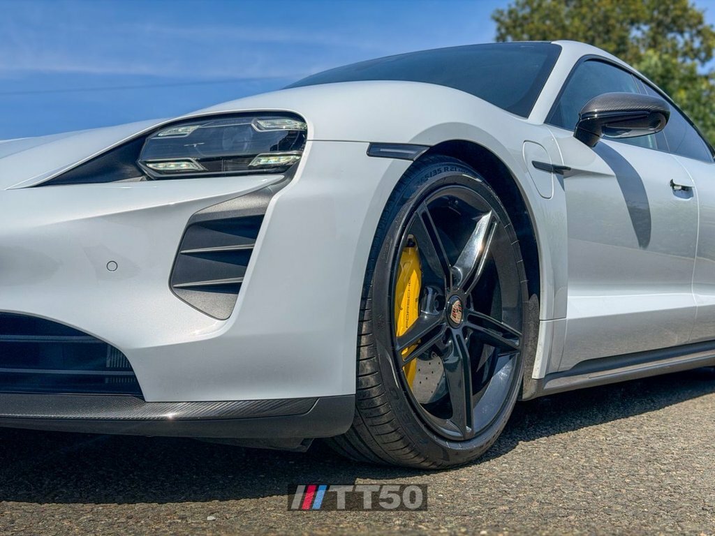 Porsche Taycan 350Kw 4 93Kwh 22Kw 5 Seat White #9