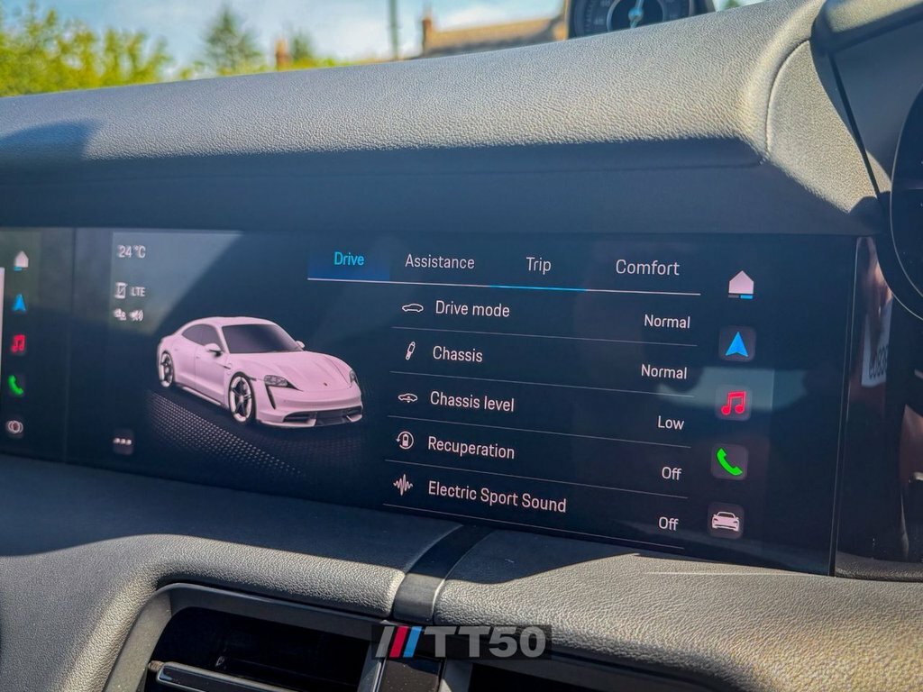 Porsche Taycan 350Kw 4 93Kwh 22Kw 5 Seat White #33