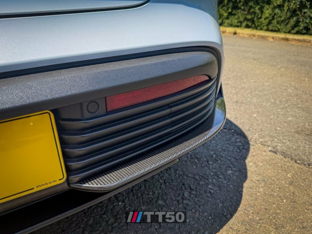 Porsche Taycan 350Kw 4 93Kwh 22Kw 5 Seat White #44