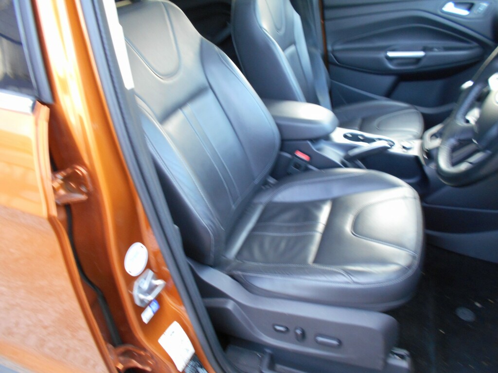 Ford Kuga Suv 1.5 T Ecoboost Titanium X 201565 Orange #4