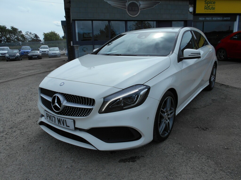 Mercedes-Benz A Class Hatchback 2.1 A220d Amg Line 201717 White