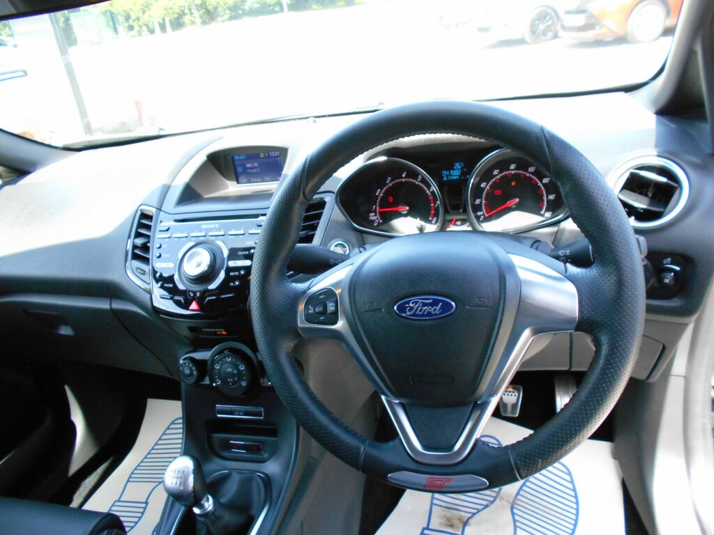 Ford Fiesta Hatchback 1.6 T Ecoboost St-2 201766 BA66CCJ Black #5