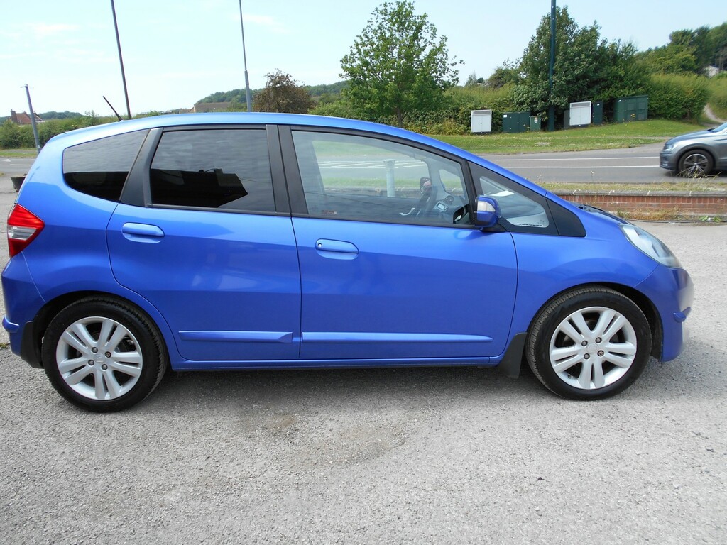 Honda Jazz Hatchback 1.4 I-vtec Es Plus 201515 Blue #4