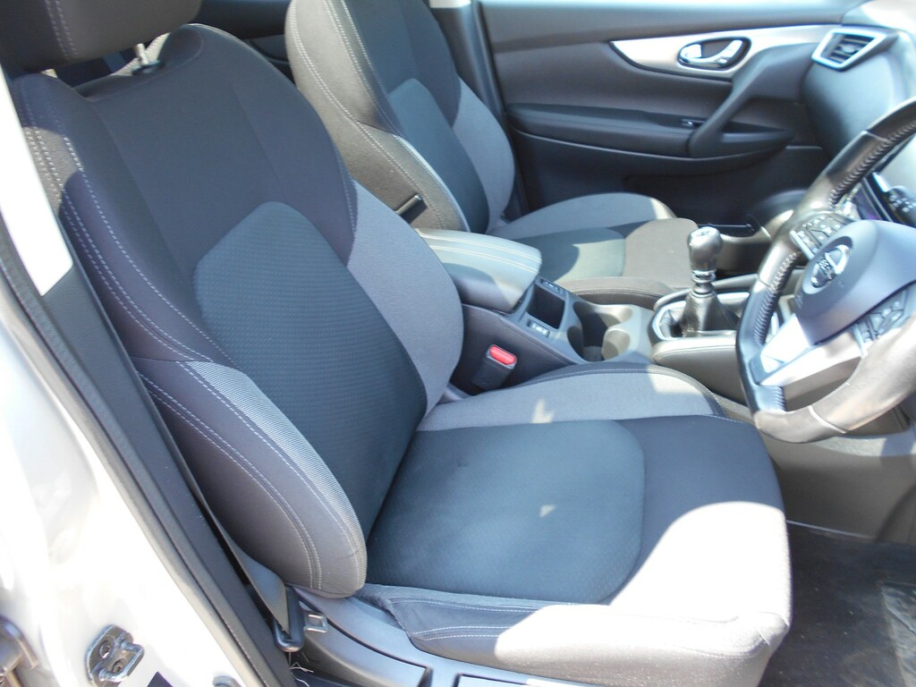 Nissan Qashqai Suv 1.3 Dig-t N-connecta 201868 Silver #6