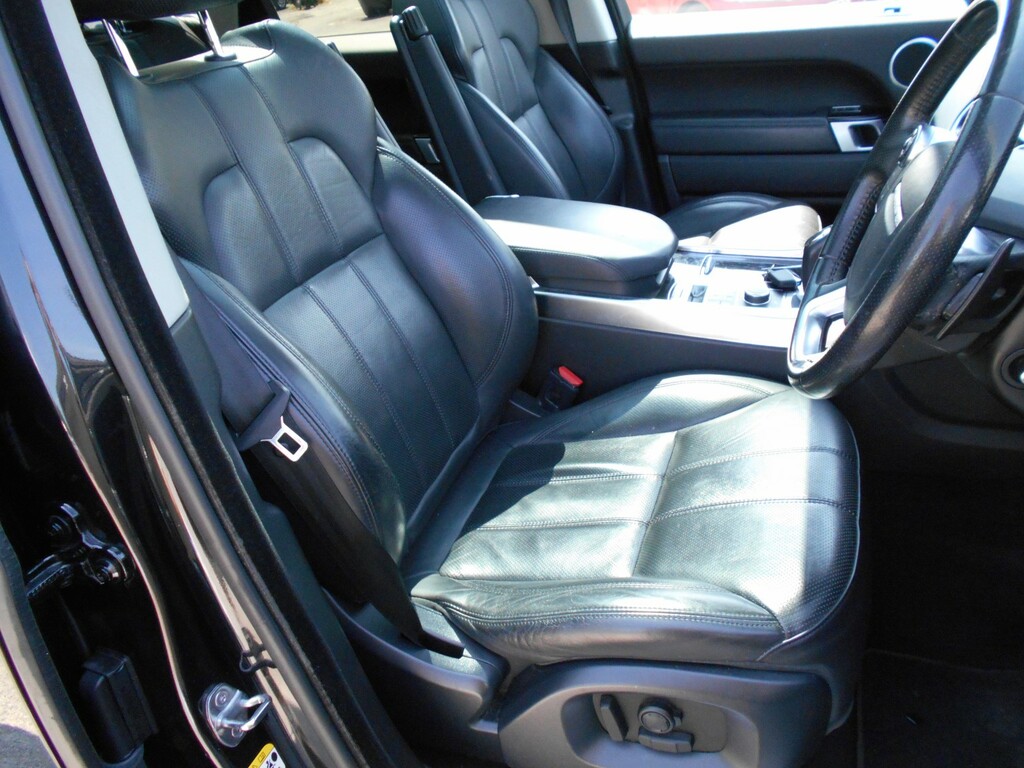 Land Rover Range Rover Sport Suv 3.0 Sd V6 Hse 7 Seats 201717 LG17XGC Black #6