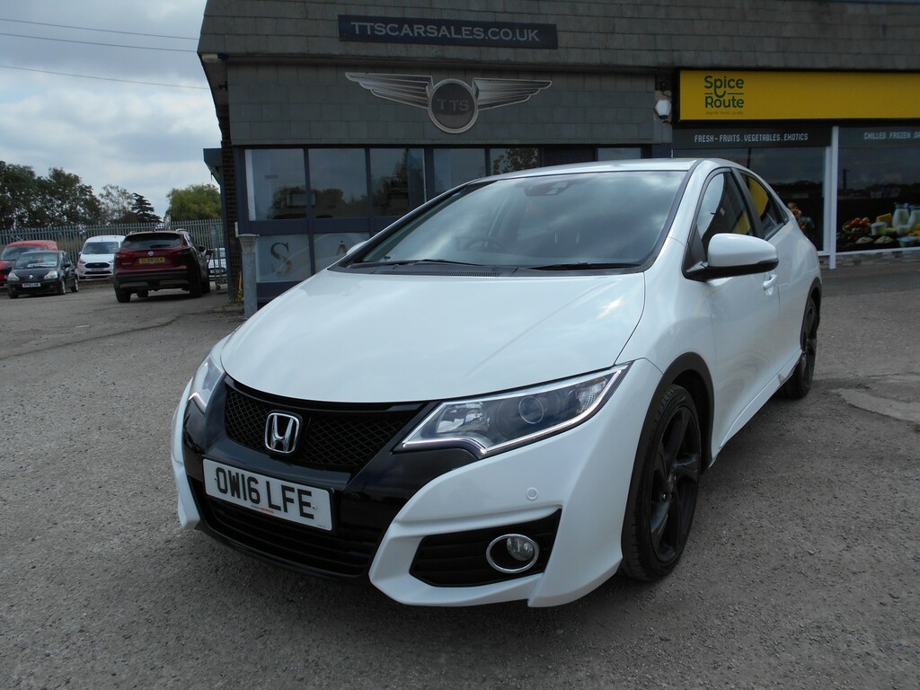 Honda Civic Hatchback 1.8 I-vtec Se Plus 201616 White