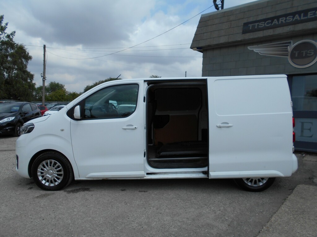 Toyota PROACE 1.6 D Comfort White #4