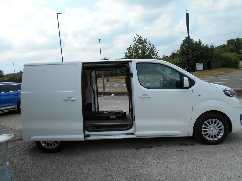 Toyota PROACE 1.6 D Comfort White #3
