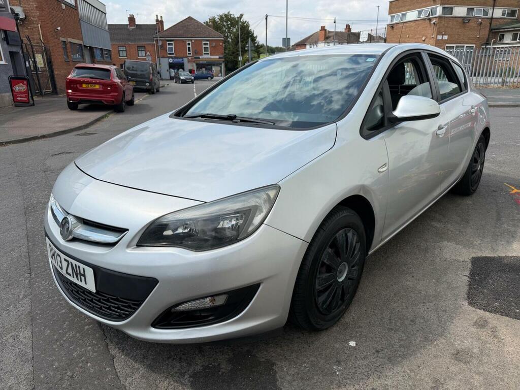 Vauxhall Astra 1.4 16V Exclusiv Euro 5 Silver #5