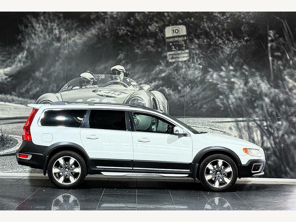 Volvo XC70 2.4 D5 Se Lux Geartronic Awd Euro 5 White #3