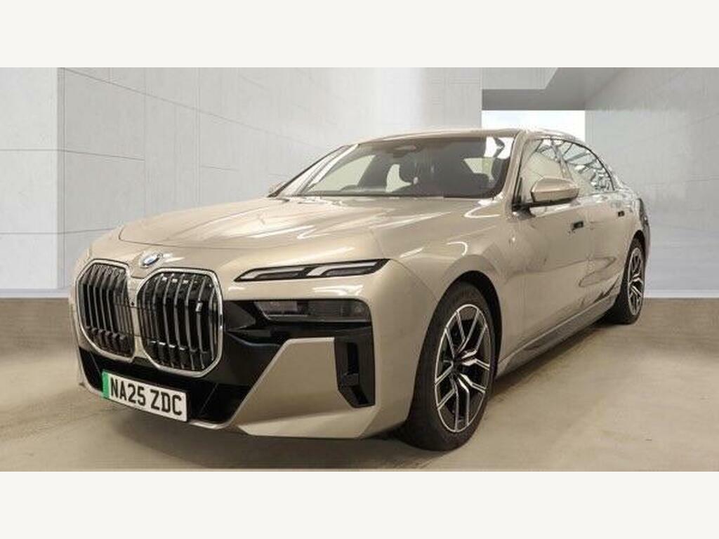 BMW i7 50 105.7Kwh M Sport Edrive Grey #4