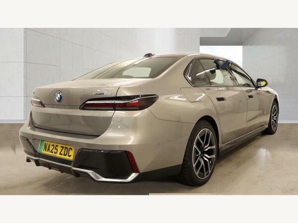 BMW i7 50 105.7Kwh M Sport Edrive Grey #6