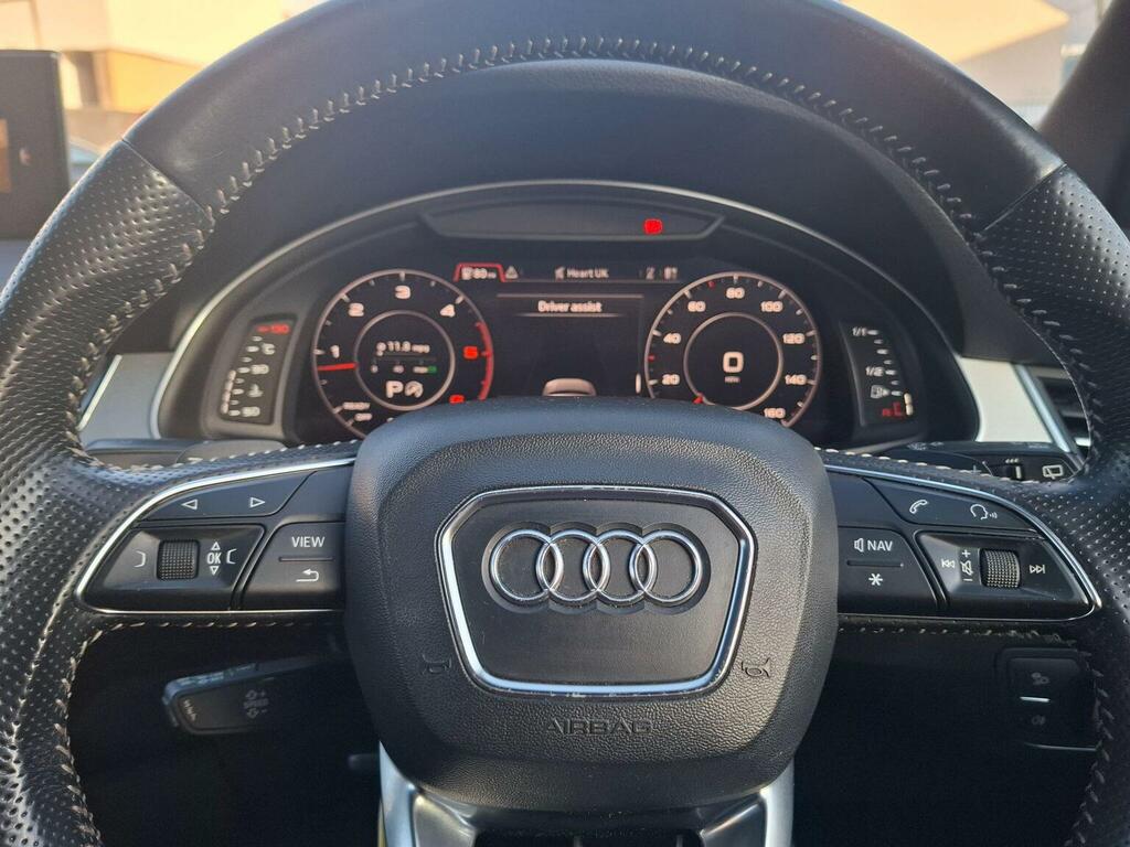 Audi Q7 3.0 Tdi V6 S Black #40